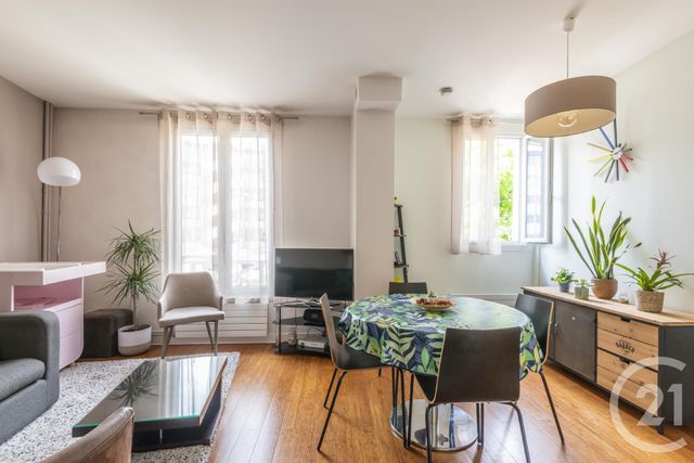 Appartement F2 à vendre - 2 pièces - 40.7 m2 - CHAVILLE - 92 - ILE-DE-FRANCE - Century 21 Agence Des Ecoles